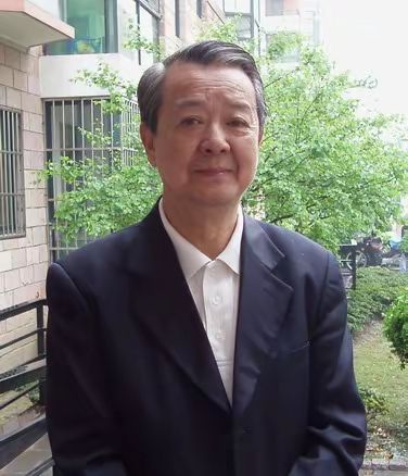 岁生前喜爱收集烟灰缸曝长寿秘诀上海笑星谭义存去世！享寿90(图2)