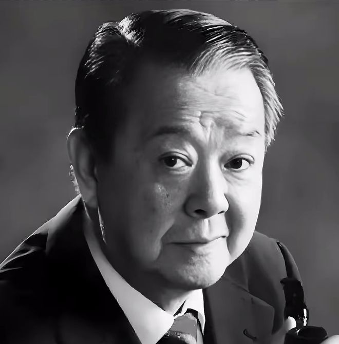 岁生前喜爱收集烟灰缸曝长寿秘诀上海笑星谭义存去世！享寿90(图6)